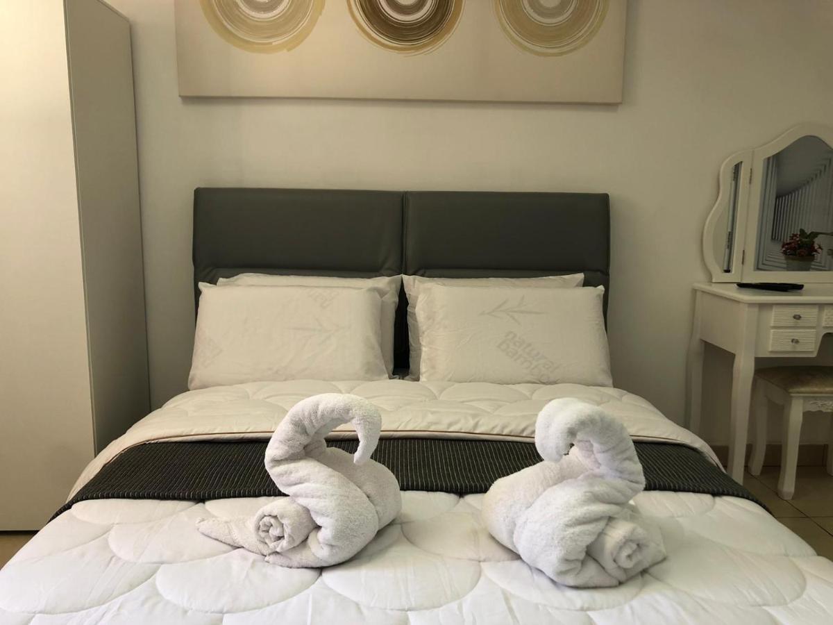 Sea Line Hotel From R&A Group Bat Yam Eksteriør bilde