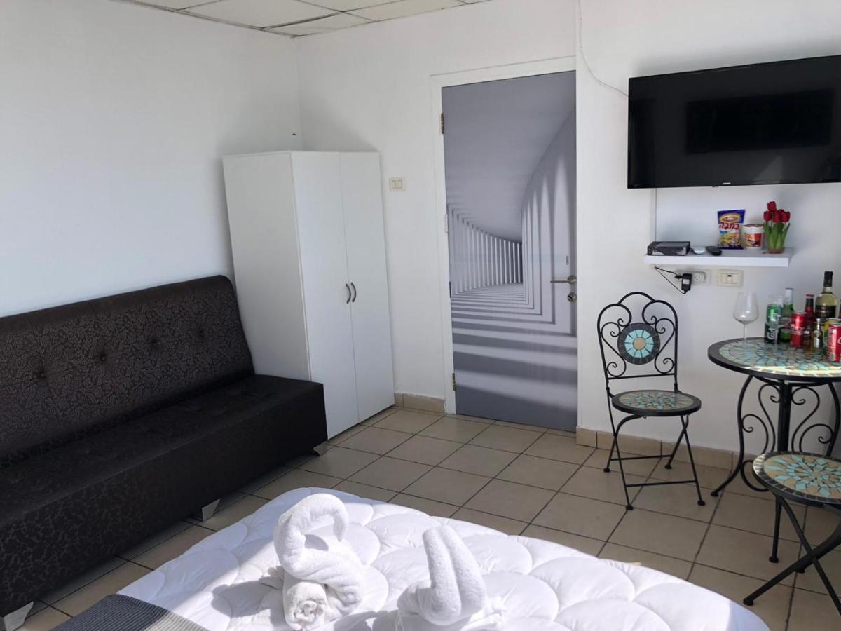Sea Line Hotel From R&A Group Bat Yam Eksteriør bilde