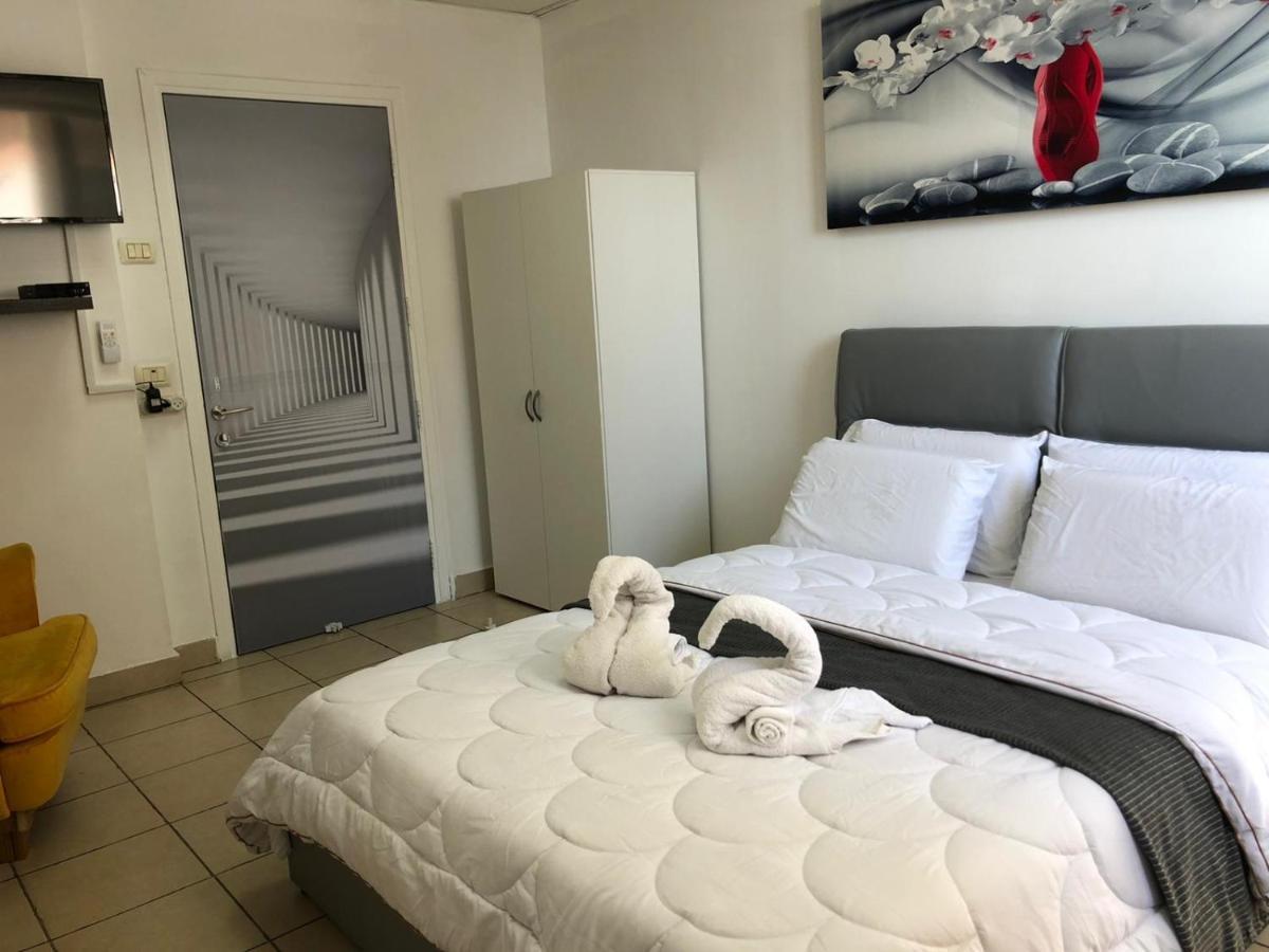 Sea Line Hotel From R&A Group Bat Yam Eksteriør bilde