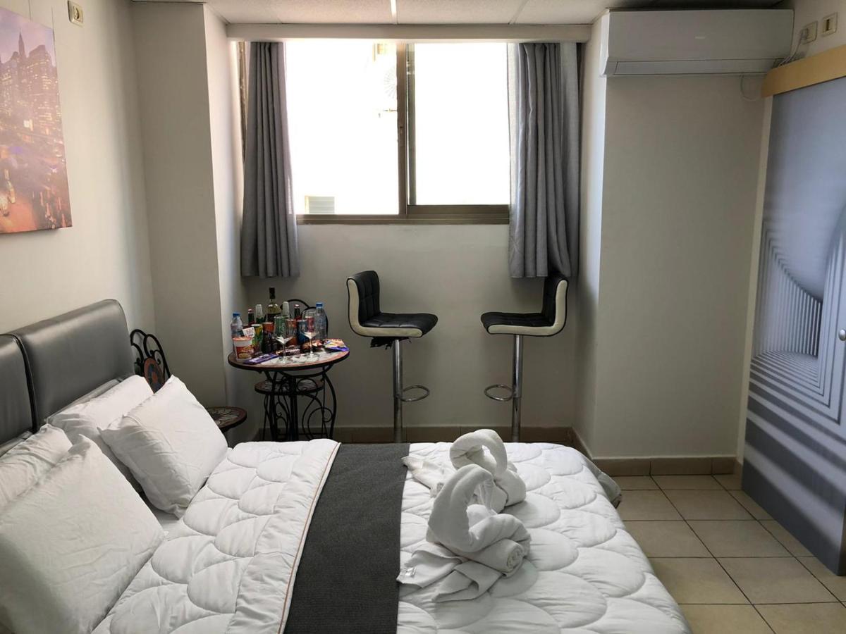 Sea Line Hotel From R&A Group Bat Yam Eksteriør bilde