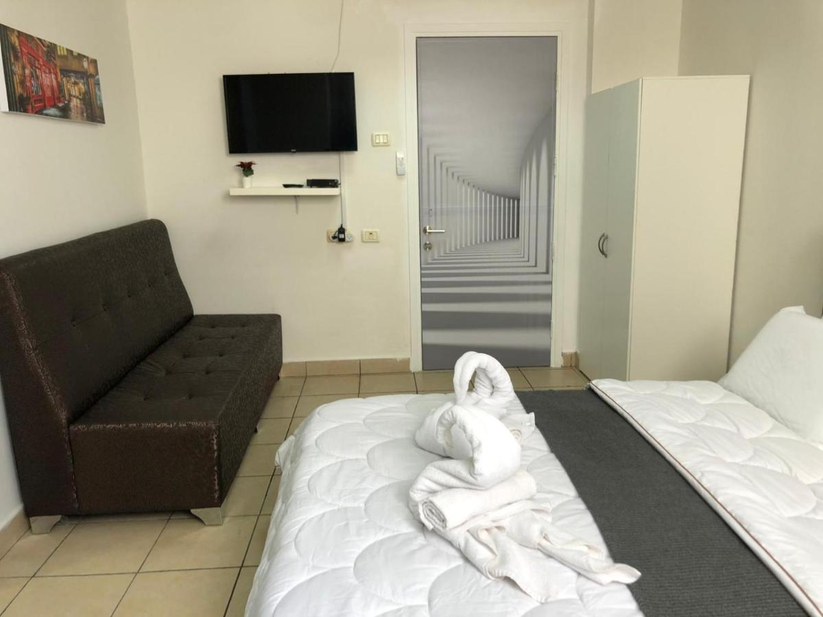 Sea Line Hotel From R&A Group Bat Yam Eksteriør bilde