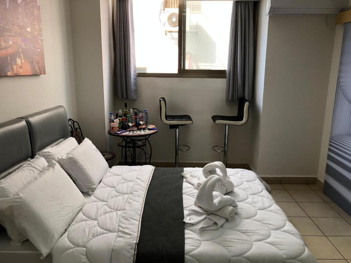 Sea Line Hotel From R&A Group Bat Yam Eksteriør bilde